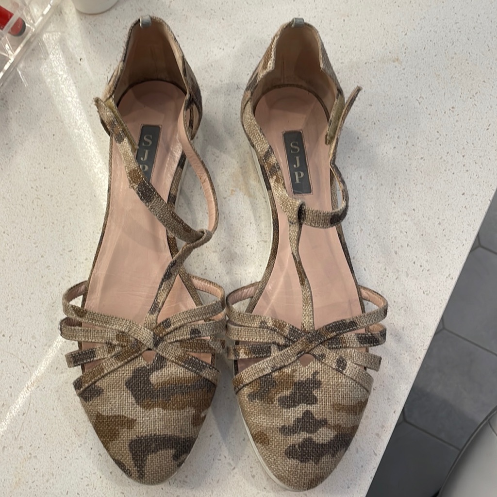 Sarah Jessica Parker Flats Camouflage Sjp